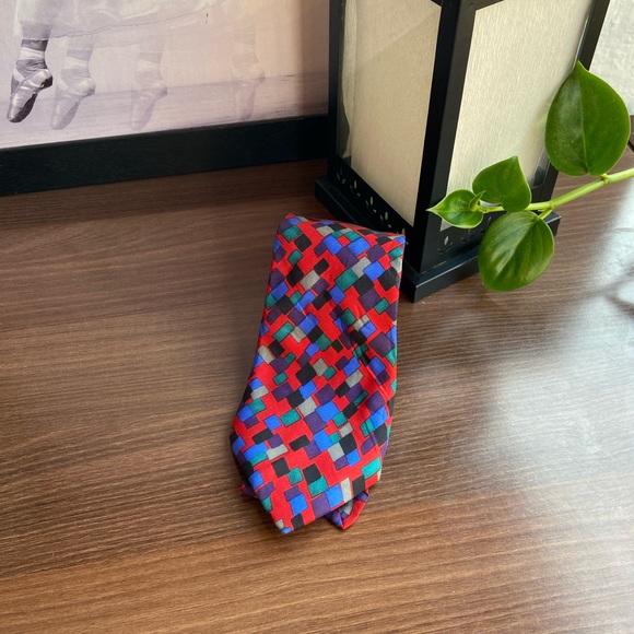 Lands End Neck Tie - Picture 4 of 6